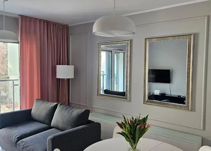 Center Zwierzyniecka Centrum, Targi, Mtp 24h Self Check-in, Parking Appartement